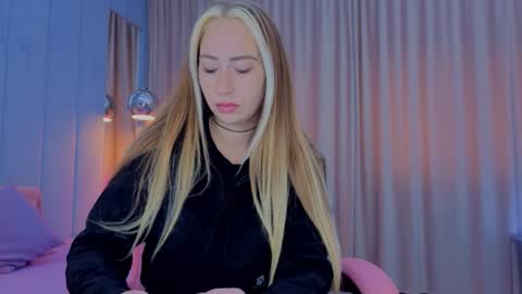 reina cummings online show from 11-09-25, 06:44