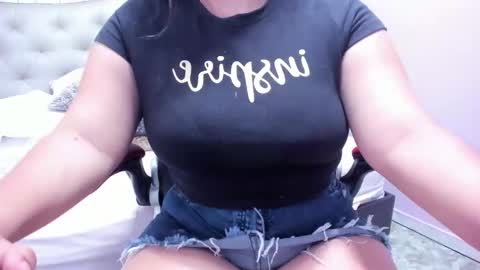 reina_loren online show from 03-12-25, 11:12