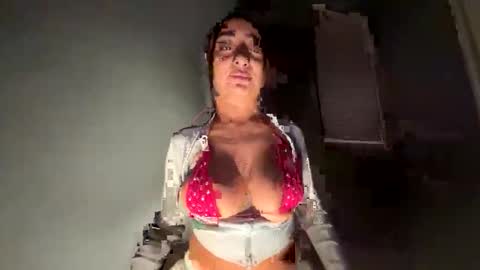 reinaassss online show from 03-30-26, 05:41