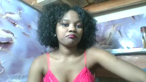 Snapshot of reinechi chatting on 06-15-26, 07:21 Reinechi online show from 06-15-26, 07:21