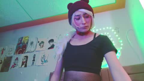 Snapshot of reiv_femboy chatting on 03-24-26, 06:07 reiv_femboy online show from 03-24-26, 06:07
