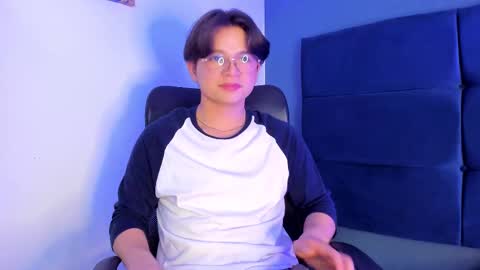 Snapshot of remiblythe chatting on 12-28-24, 08:36 RemiBlythe online show from 12-28-24, 08:36