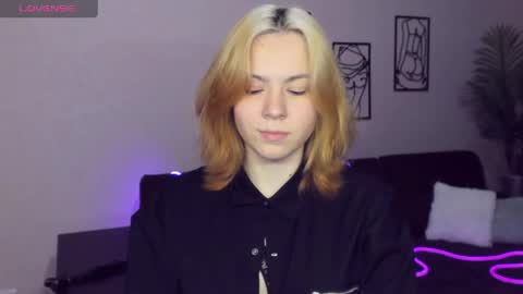 RemiPeach online show from 04-26-26, 06:38