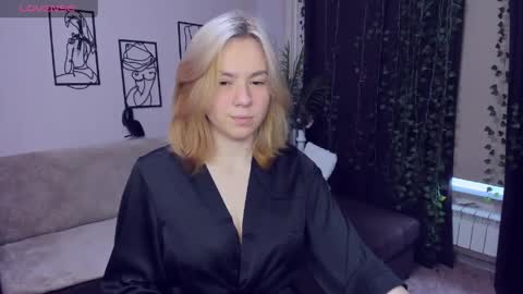 RemiPeach online show from 05-31-26, 04:25