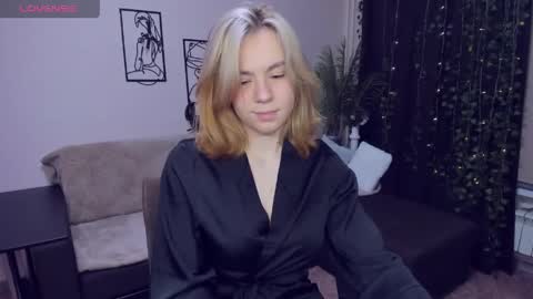 RemiPeach online show from 05-31-26, 06:20
