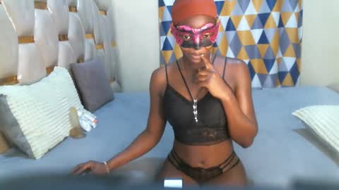 remmyqueen online show from 04-21-26, 09:06