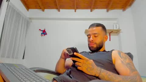 Snapshot of remy_sten chatting on 05-21-26, 01:45 Rmy Steen online show from 05-21-26, 01:45