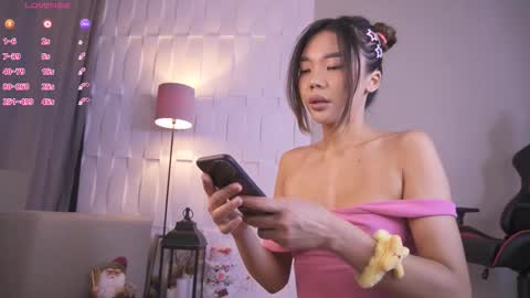 Ren online show from 12-18-25, 02:50