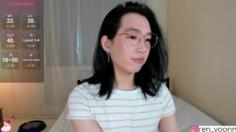 Snapshot of ren_yoonn chatting on 03-13-26, 08:43 Ren online show from 03-13-26, 08:43