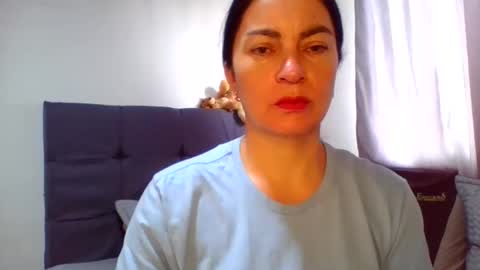 renata_hot1 online show from 06-05-26, 07:19