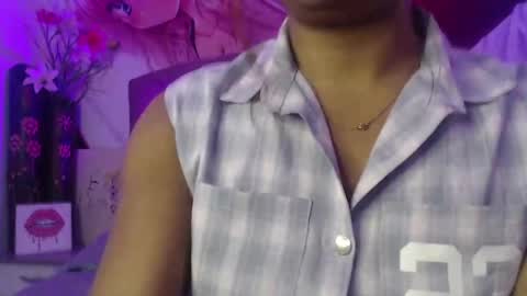 Snapshot of renata_valentina chatting on 04-21-26, 11:16 RENATA VALENTINA online show from 04-21-26, 11:16
