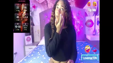 Snapshot of renata_valentina chatting on 05-15-26, 01:07 RENATA VALENTINA online show from 05-15-26, 01:07