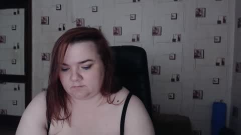 Snapshot of renataoia chatting on 03-29-26, 04:51 renataoia online show from 03-29-26, 04:51