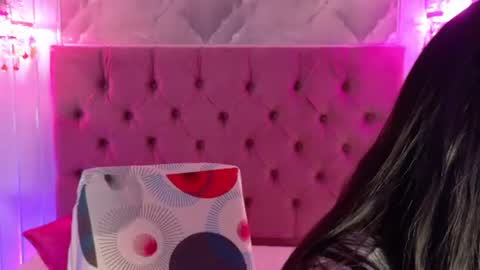 Snapshot of renatapeach chatting on 06-26-26, 02:38 RenataPeach online show from 06-26-26, 02:38