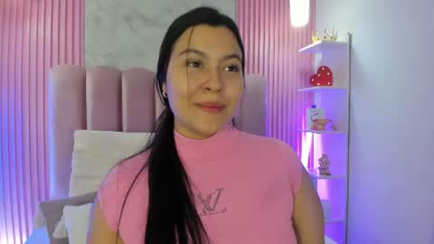 Snapshot of renatapeach chatting on 08-03-26, 11:59 RenataPeach online show from 08-03-26, 11:59