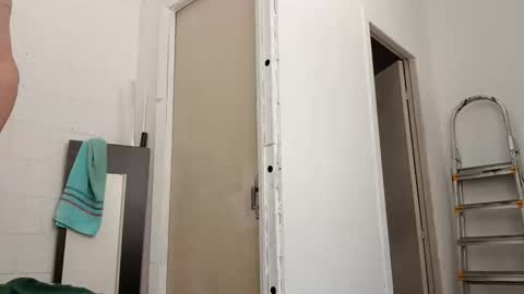 renatocavedon1 online show from 12-05-25, 03:20