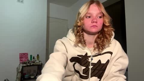 Tiffany online show from 04-09-26, 01:16