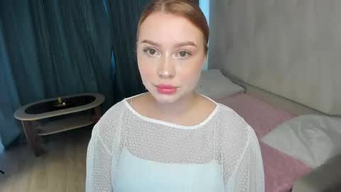 Snapshot of rendamower chatting on 06-01-26, 09:55 rendamower online show from 06-01-26, 09:55