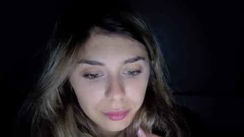 renee_loah online show from 06-11-26, 11:47