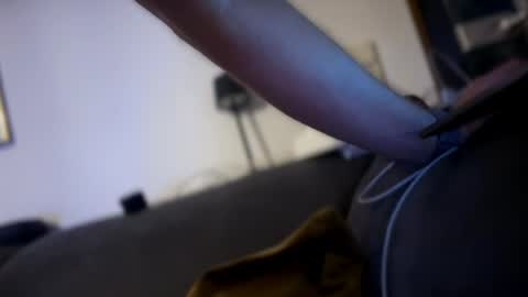 reneeeee3 online show from 06-22-26, 12:02
