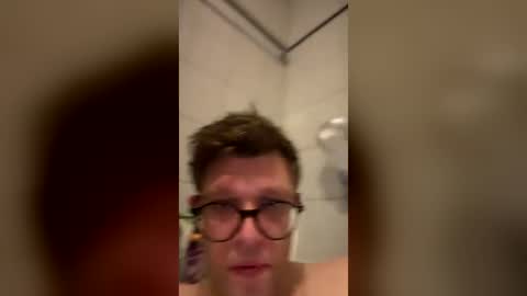reneeeee3 online show from 07-20-26, 07:38