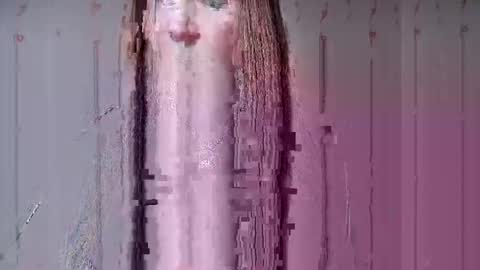 ReneIce online show from 05-18-26, 11:38