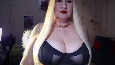 renelce online show from 09-15-25, 07:03