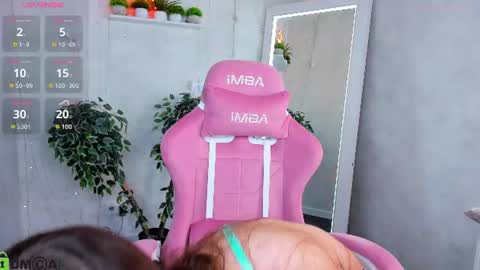 Snapshot of renesmy_black chatting on 07-20-26, 12:03 Renesmy online show from 07-20-26, 12:03