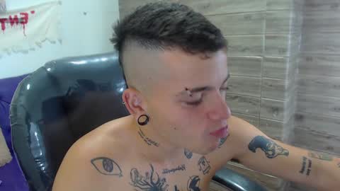 Snapshot of rennesanti chatting on 12-05-24, 03:59 R E N E online show from 12-05-24, 03:59