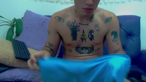 Snapshot of rennesanti chatting on 12-12-24, 07:08 R E N E online show from 12-12-24, 07:08