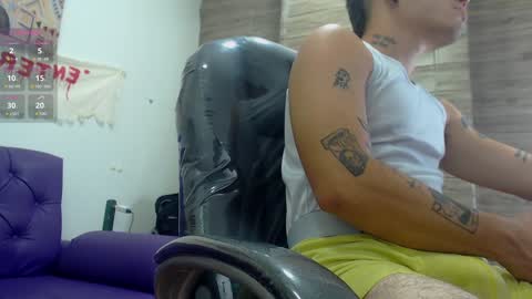 Snapshot of rennesanti chatting on 12-13-24, 07:25 R E N E online show from 12-13-24, 07:25