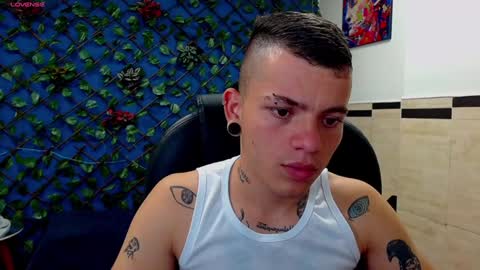 Snapshot of rennesanti chatting on 01-24-25, 03:11 R E N E online show from 01-24-25, 03:11