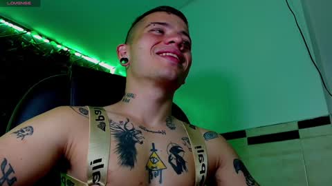 Snapshot of rennesanti chatting on 01-24-25, 06:14 R E N E online show from 01-24-25, 06:14