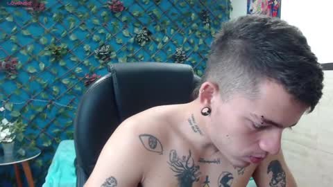 Snapshot of rennesanti chatting on 03-06-25, 11:47 R E N E online show from 03-06-25, 11:47