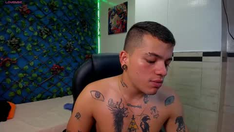 Snapshot of rennesanti chatting on 09-12-25, 04:56 R E N E online show from 09-12-25, 04:56