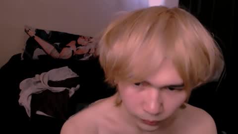 Snapshot of rennuts chatting on 02-23-26, 12:57 rennuts online show from 02-23-26, 12:57