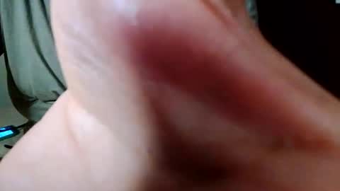 Snapshot of renuetto chatting on 10-31-25, 06:09 renuetto online show from 10-31-25, 06:09