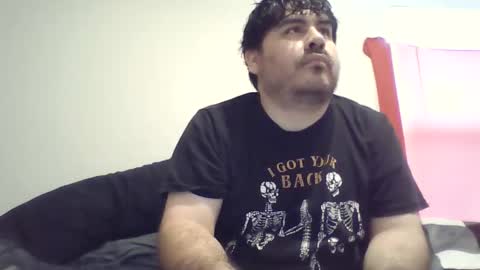 Snapshot of renz187 chatting on 12-16-25, 07:41 Renz online show from 12-16-25, 07:41