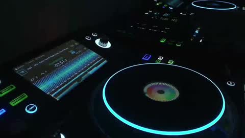 Snapshot of reticuli chatting on 12-08-24, 09:19 GearPorn online show from 12-08-24, 09:19