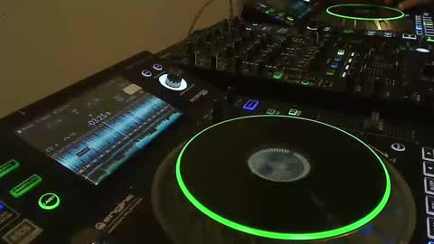 Snapshot of reticuli chatting on 12-16-24, 11:39 GearPorn online show from 12-16-24, 11:39