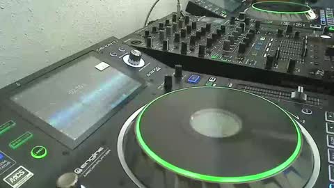 Snapshot of reticuli chatting on 12-17-24, 05:26 GearPorn online show from 12-17-24, 05:26