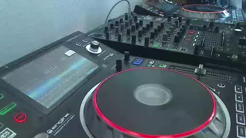 Snapshot of reticuli chatting on 03-02-25, 05:36 GearPorn online show from 03-02-25, 05:36