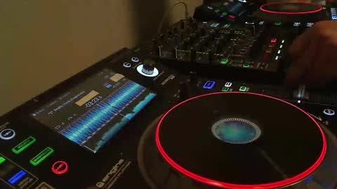 Snapshot of reticuli chatting on 09-17-25, 02:57 GearPorn online show from 09-17-25, 02:57