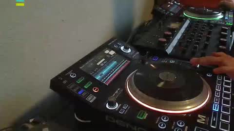 Snapshot of reticuli chatting on 11-02-25, 03:58 GearPorn online show from 11-02-25, 03:58