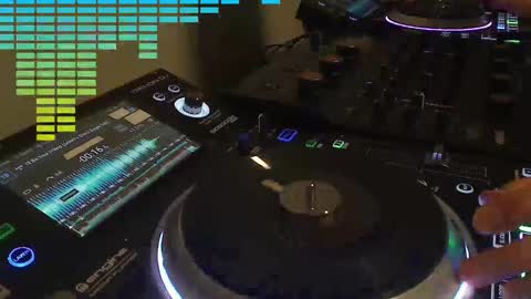 Snapshot of reticuli chatting on 11-08-25, 10:41 GearPorn online show from 11-08-25, 10:41