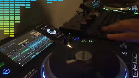 Snapshot of reticuli chatting on 11-09-25, 07:45 GearPorn online show from 11-09-25, 07:45