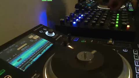 Snapshot of reticuli chatting on 11-29-25, 07:50 GearPorn online show from 11-29-25, 07:50