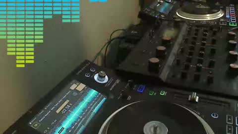 GearPorn online show from 06-10-26, 05:45