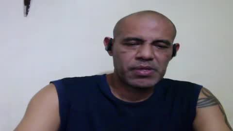 Snapshot of retlam37 chatting on 05-03-26, 03:45 Walter online show from 05-03-26, 03:45