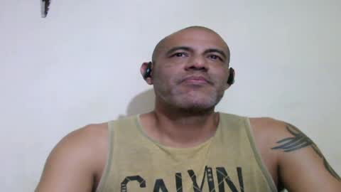 Snapshot of retlam37 chatting on 05-05-26, 04:09 Walter online show from 05-05-26, 04:09